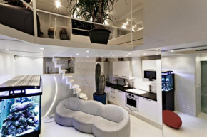  Stylish,luxury duplex Paris city center  Париж